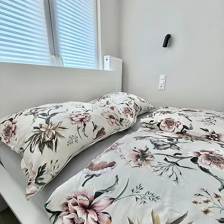 Misvest Lord Cieszyn Z Balkonem Апартаменты